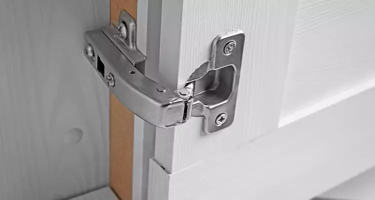 Shower Door Hinge Replacement in Largo, FL