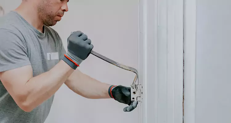 Cracked Door Jamb Repair in Largo, FL