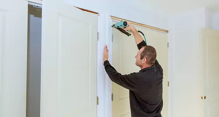 Top Rated Door Fixing ServiceFixing Garage Door Track in Largo, FL