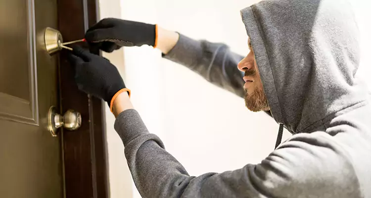 Emergency Motel Lock Repairs—Available 24/7 in Largo, FL