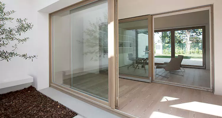 Sliding Screen Door Bottom Track Replacement in Largo, FL